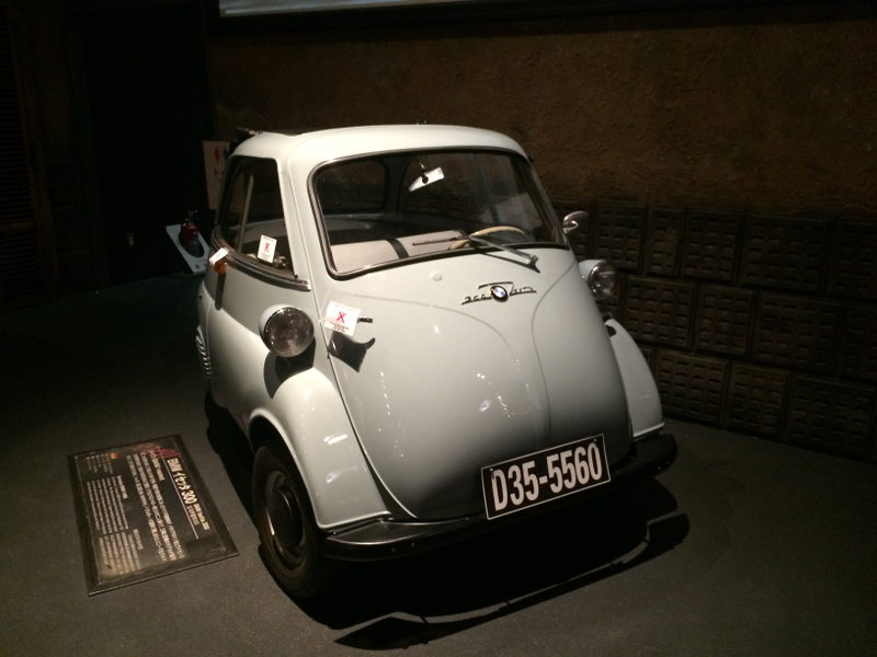 Illustration for article titled Japan, A Dogapult Trip, Part 5: Cars and Cosplay and Comiket!